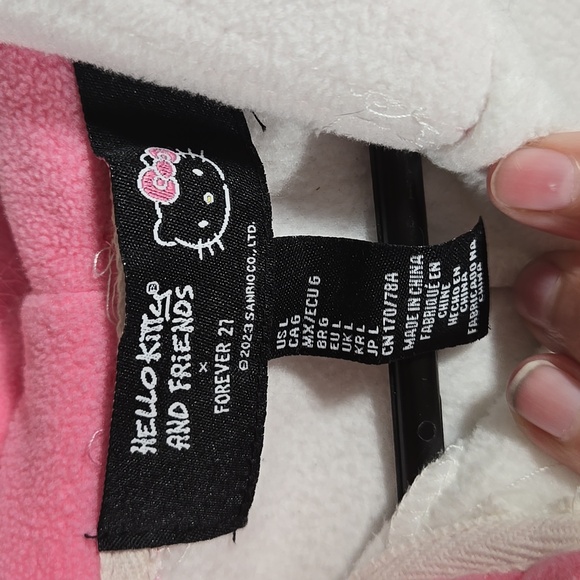 Hello Kitty and Friends Forever 21 Onsie Pajamas Size Large - Picture 5 of 8